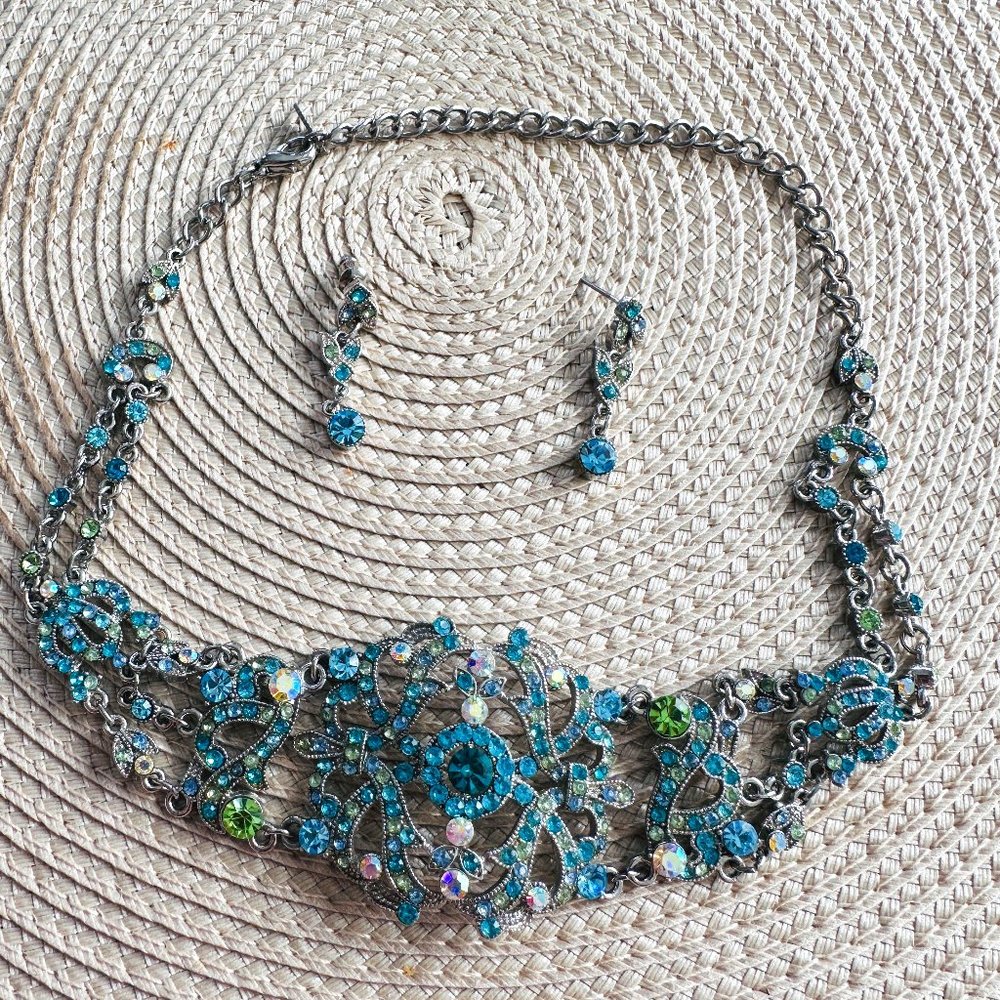 VOLM Blue Crystal CHOKER Collar Necklace Earrings Set